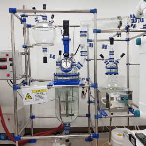 (금호피앤비화학)30L GLASS JACKETED REACTION SYSTEM.jpg